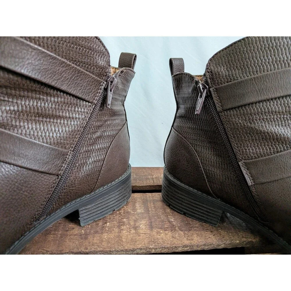 Croft and Barrow Ankle Boots Womens 10 Tower Brown Ortholite Inserts Buckles Zip